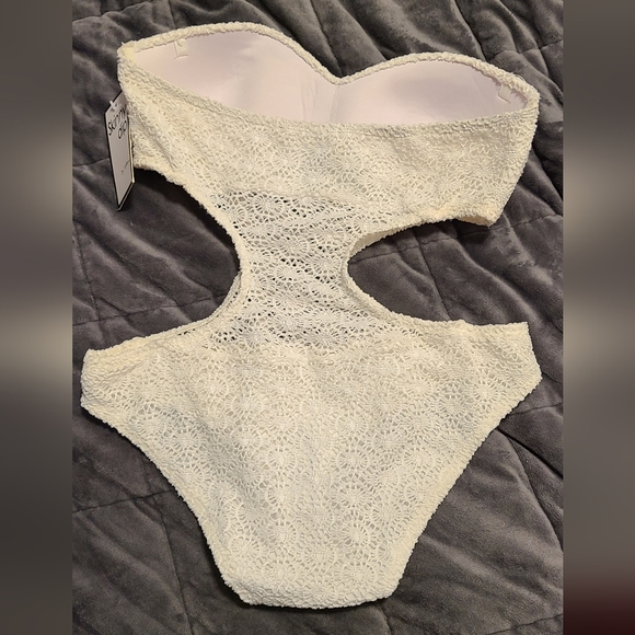 NWT SKINNY DIP White Lace Strapless One-Piece Swimsuit - Picture 6 of 11
